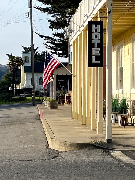 26985 State Route 1, Tomales, CA à vendre - Photo de l’immeuble – Image 2 sur 11