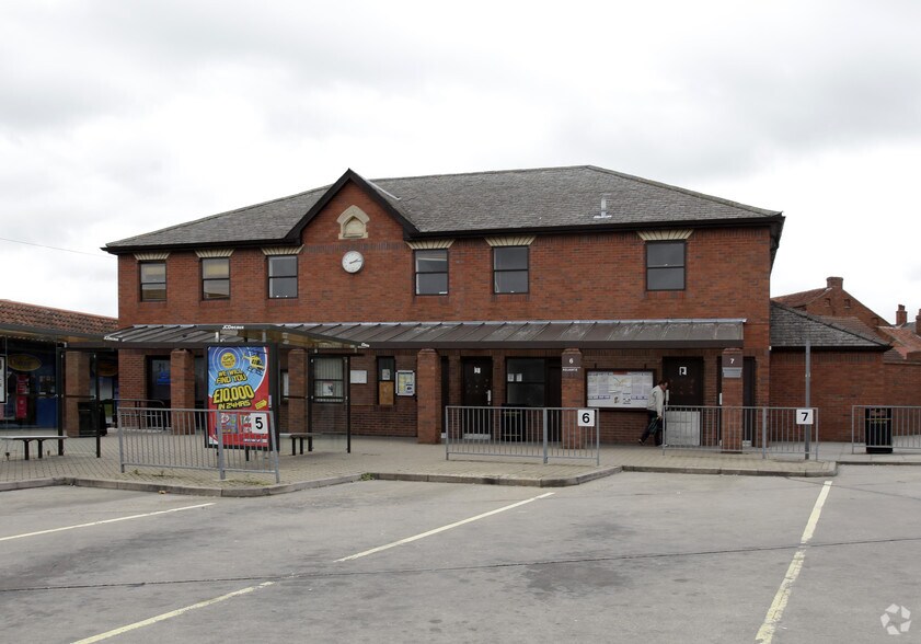 St Peters Hl, Grantham à louer - Photo de l’immeuble – Image 3 sur 8