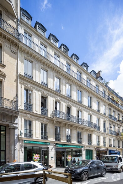22 Rue Des Capucines, Paris à louer - Photo de l’immeuble – Image 2 sur 19