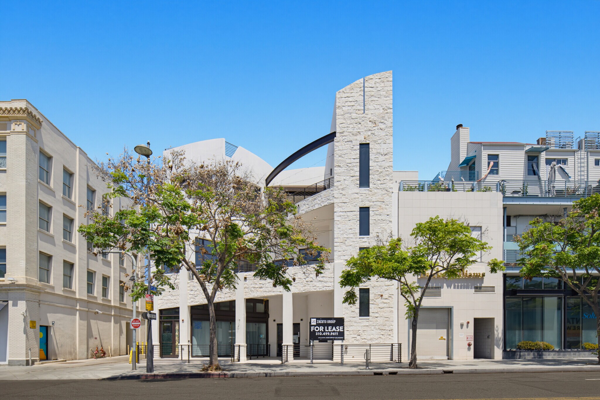321 Santa Monica Blvd, Santa Monica, CA à louer Photo de l’immeuble– Image 1 sur 8