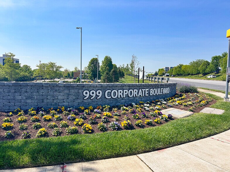 999 Corporate Blvd, Linthicum, MD à louer - Photo de l’immeuble – Image 3 sur 4