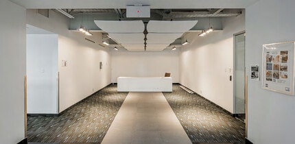 4590-4600 Boul De La Côte-Vertu, Saint-Laurent, QC à louer Photo intérieure– Image 2 sur 2