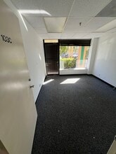 915 Middle River Dr, Fort Lauderdale, FL à louer Photo intérieure– Image 1 sur 5