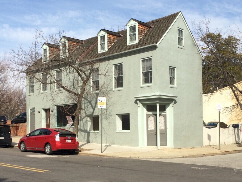 226 W Read St, Baltimore, MD à vendre - Photo de l’immeuble – Image 3 sur 15