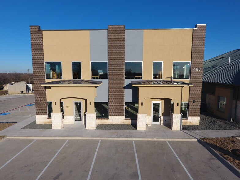 25663 Smotherman Rd, Frisco, TX à louer - Photo de l’immeuble – Image 1 sur 7