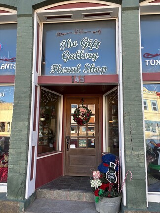 Plus de détails pour 145 E Main St, Sedan, KS - Local commercial à vendre