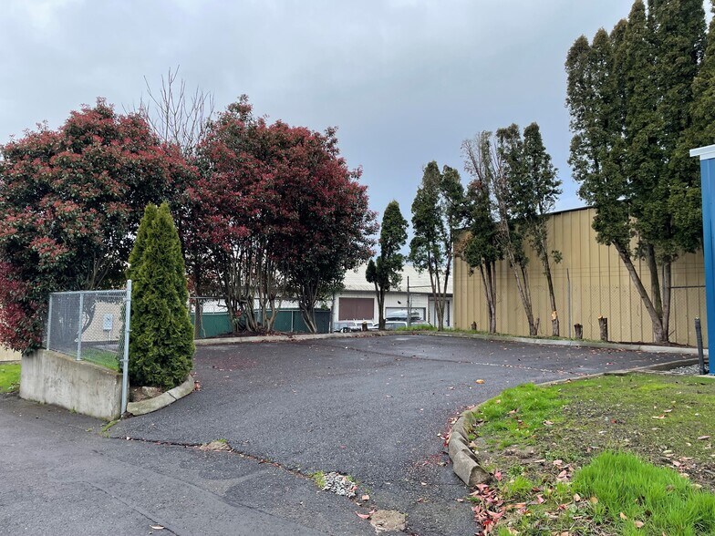 1703 E 4th St, Vancouver, WA à louer - Photo de l’immeuble – Image 3 sur 5