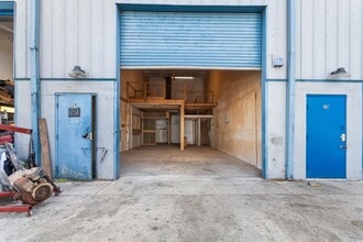 716 Wesley Ave, Tarpon Springs, FL à louer Photo intérieure– Image 2 sur 6