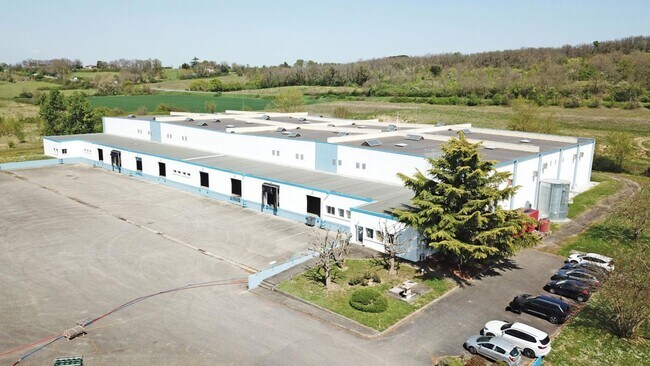 Plus de détails pour Industriel/Logistique à louer