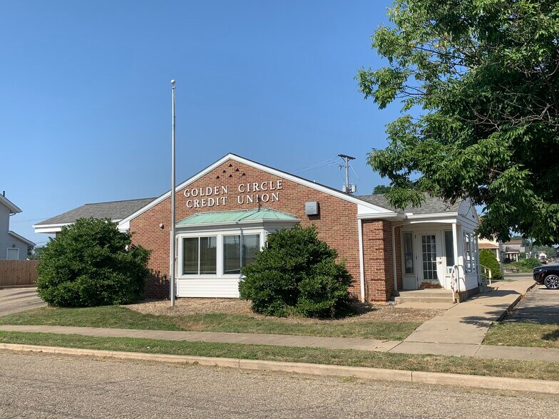 1215 Greenfield Ave SW, Canton, OH à vendre - Photo de l’immeuble – Image 2 sur 6