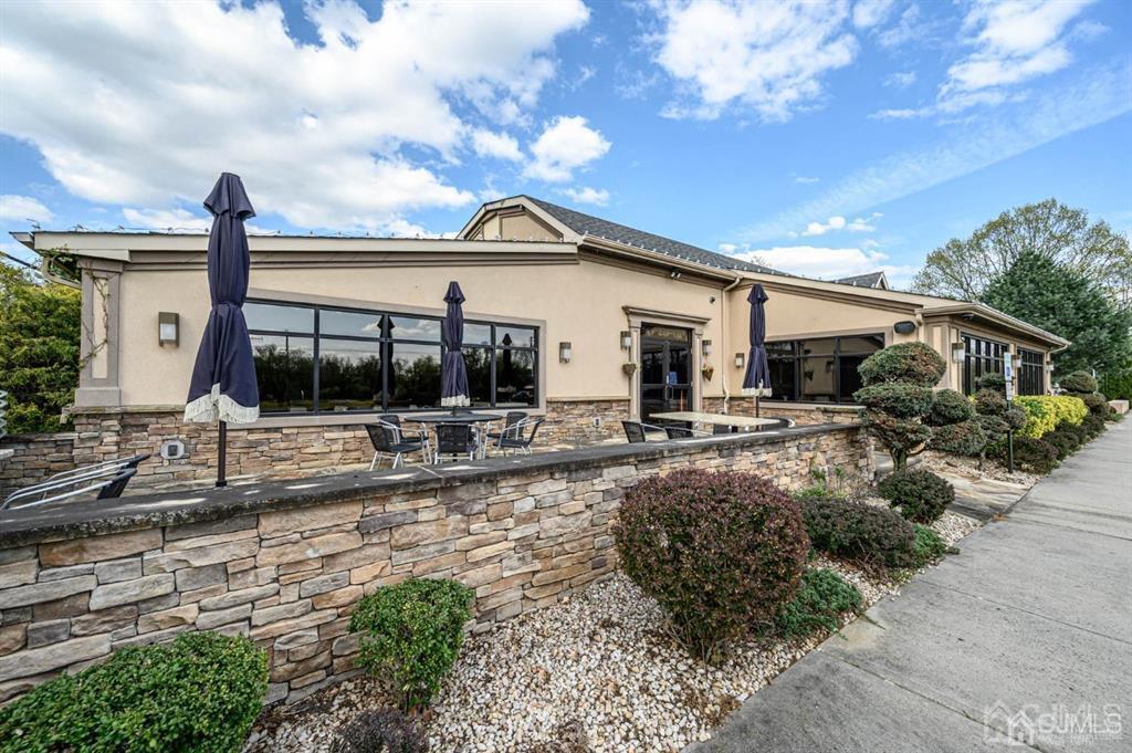 522 Rt-33, Englishtown, NJ à louer Photo principale– Image 1 sur 25