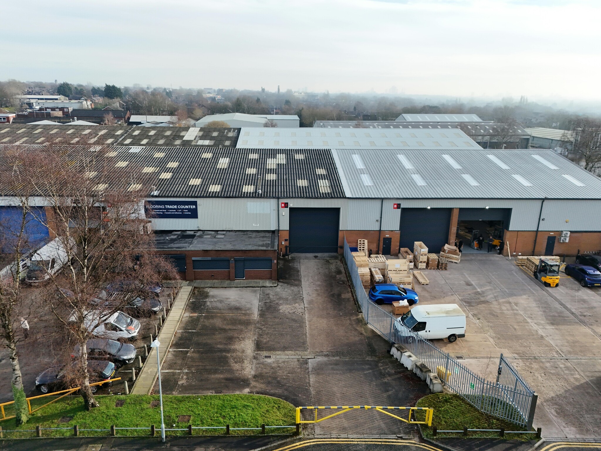 Holloway Dr, Manchester à louer Photo de l’immeuble– Image 1 sur 4