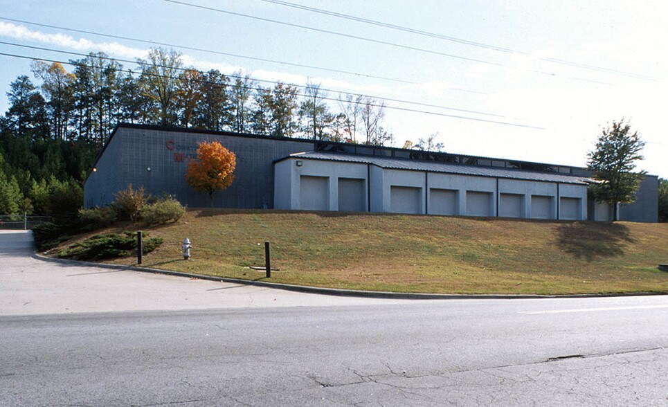 6520 Best Friend Rd, Norcross, GA à louer - Photo de l’immeuble – Image 2 sur 8