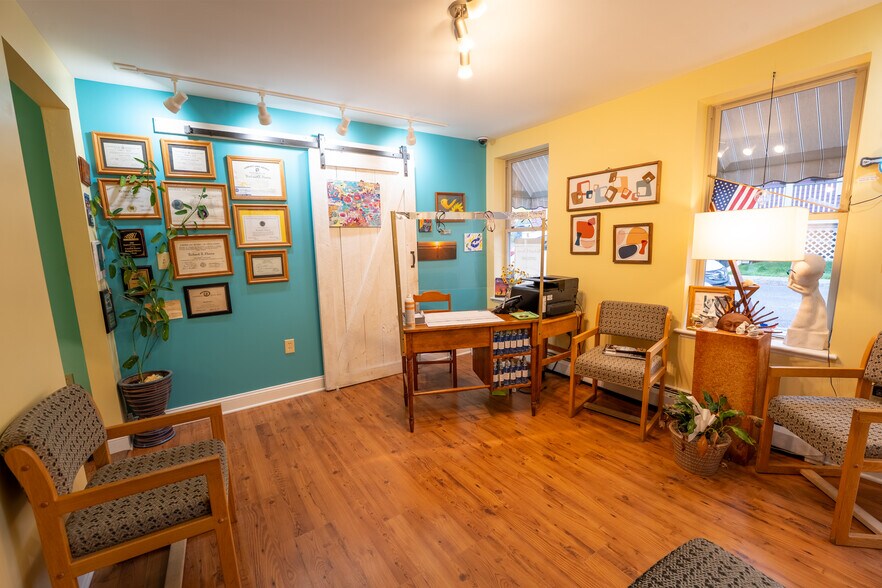 20 Washington St, Ballston Spa, NY à vendre - Photo de l’immeuble – Image 3 sur 30