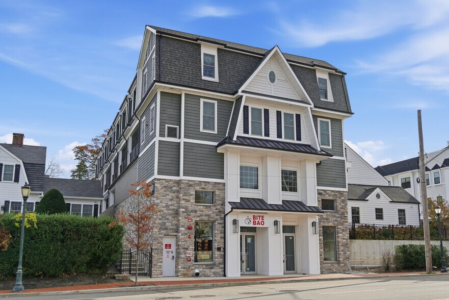 1080 New York Ave, Huntington Station, NY à vendre - Photo de l’immeuble – Image 2 sur 25