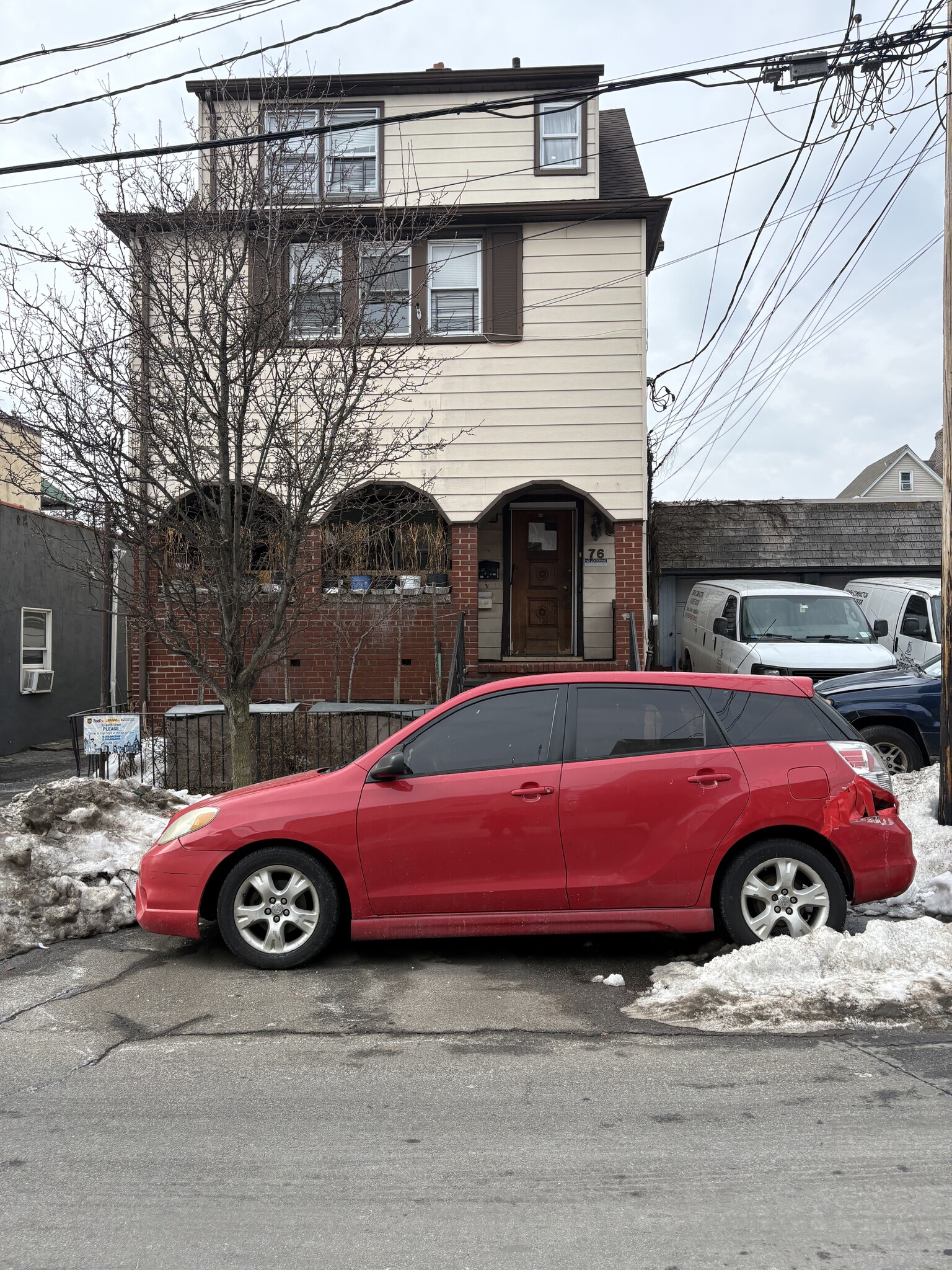 76 4th St, New Rochelle, NY à vendre Photo principale– Image 1 sur 10