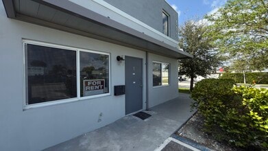 500 NE 25th St, Pompano Beach, FL à louer Photo intérieure– Image 1 sur 11