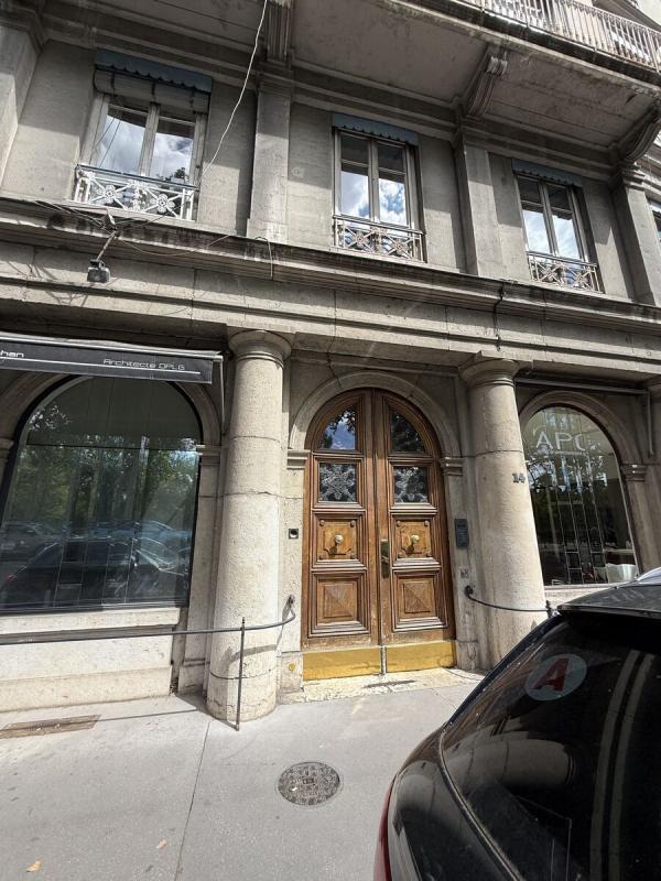 14 Quai De Serbie, Lyon à vendre Photo de l’immeuble– Image 1 sur 7