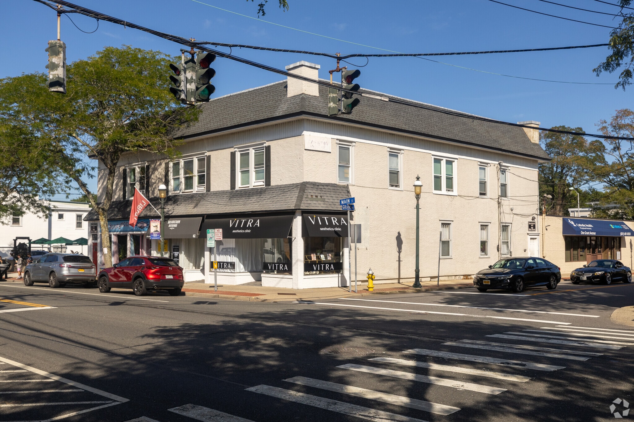 463-469 Main St, Islip, NY à louer Photo principale– Image 1 sur 5