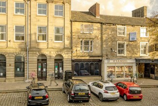 Plus de détails pour 49-51 High St, Skipton - Local commercial à louer