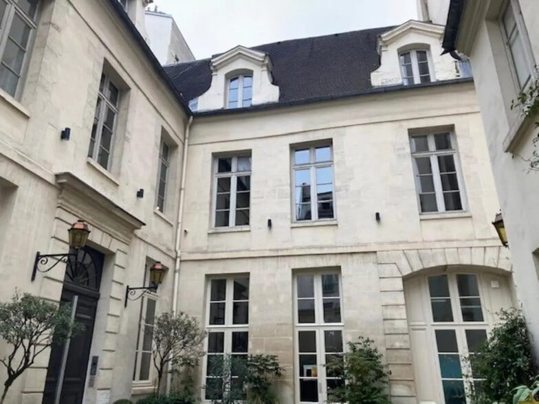 Bureau dans Paris à louer - Photo de l’immeuble – Image 1 sur 10