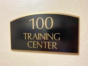 1265 Main St, Stevens Point, WI à louer Photo intérieure– Image 2 sur 10