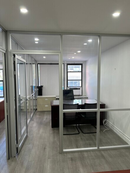 20 E 125th St, New York, NY à louer - Photo de l’immeuble – Image 2 sur 13