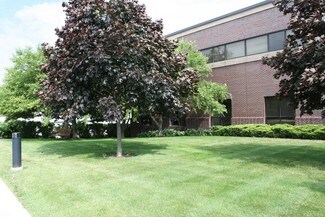Plus de détails pour 10101 W Greenfield Ave, West Allis, WI - Bureau, Bureau/Médical à louer