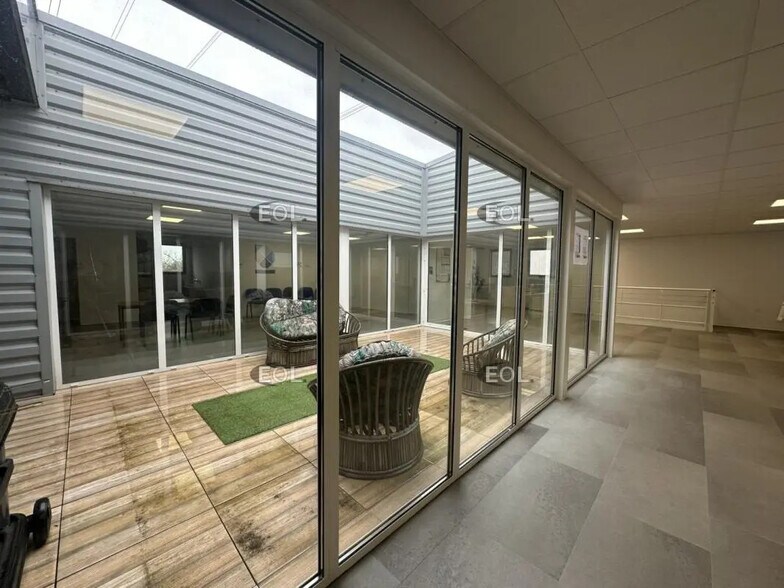 525 Rue Des Roseaux, Bouc-Bel-Air à louer - Photo de l’immeuble – Image 3 sur 3
