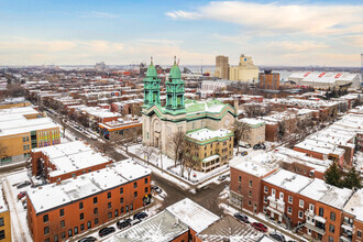 3530-3550 Rue Adam, Montréal, QC - VUE AÉRIENNE  vue de carte