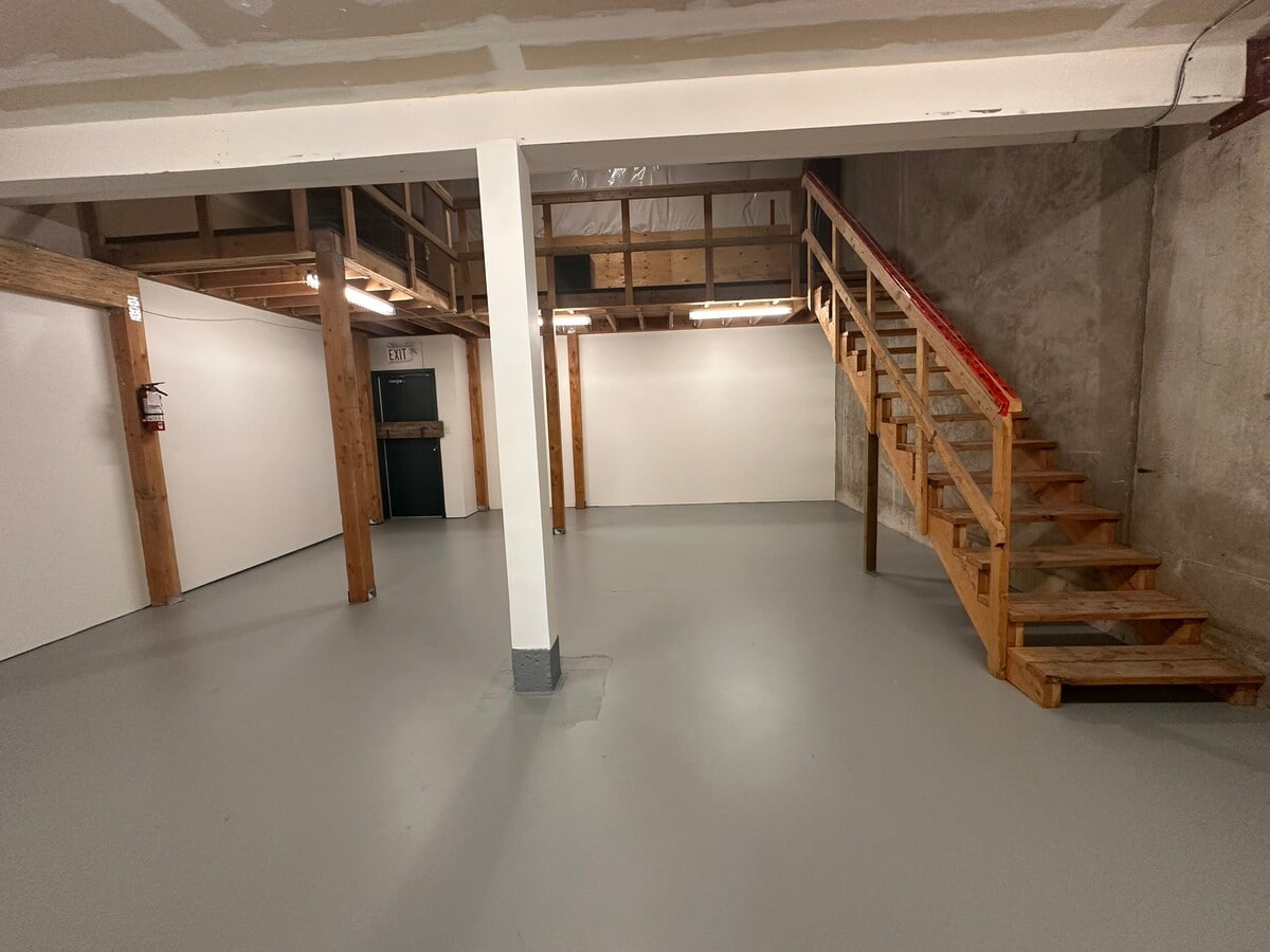 1083 Kent Ave NE, Vancouver, BC V5X 3X6 - Lot 113 - - Photo intérieure - Image 2 of 11