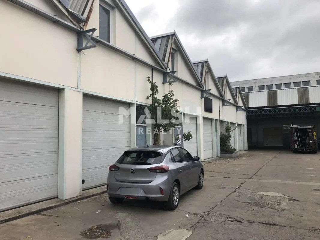 Bureau dans Vénissieux à louer Photo de l’immeuble– Image 1 sur 14