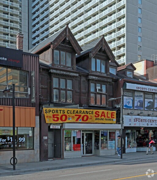 364 Yonge St, Toronto, ON à louer - Photo principale – Image 1 sur 3