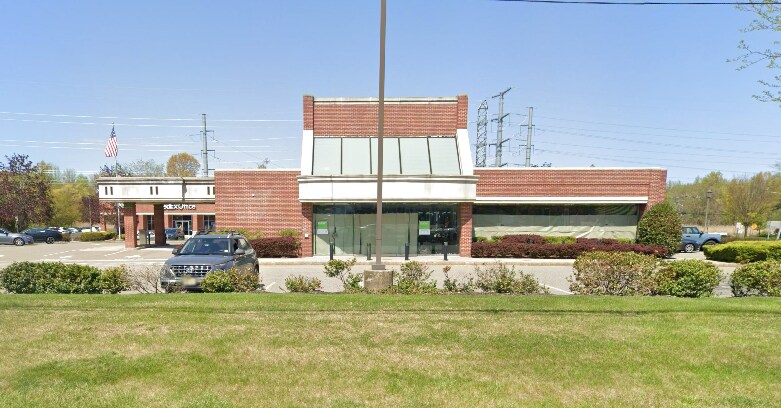 29-47 Eisenhower Pky, Roseland, NJ à louer Photo de l’immeuble– Image 1 sur 5