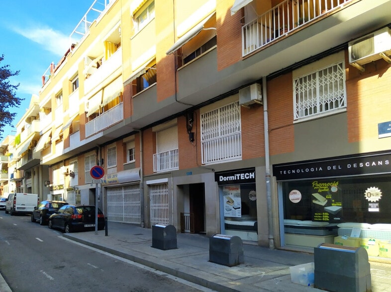 View Photo