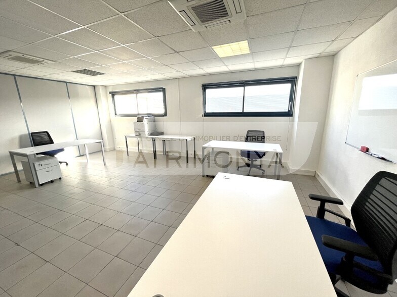 Bureau dans Marseille à louer - Photo intérieure – Image 2 sur 7