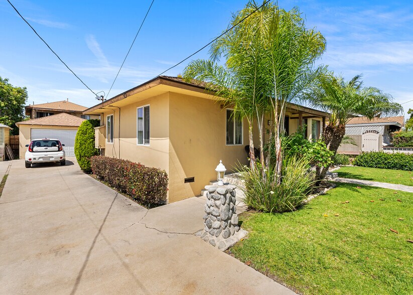 937 E Palmyra Ave, Orange, CA à vendre - Photo de l’immeuble – Image 2 sur 10