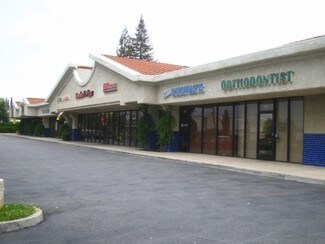 Plus de détails pour 2220 N Moorpark Rd, Thousand Oaks, CA - Local commercial à louer