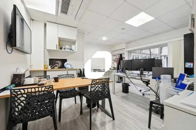 Plus de détails pour Bureau à vendre
