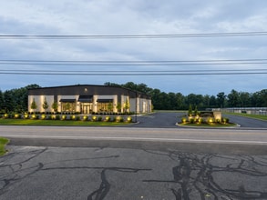 515 Burlington rd, Harwinton, CT à louer Photo intérieure– Image 2 sur 4