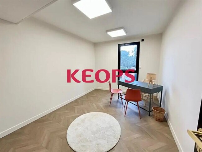 Plus de détails pour 52 Chemin Ferro Lebres, Toulouse - Bureau à louer