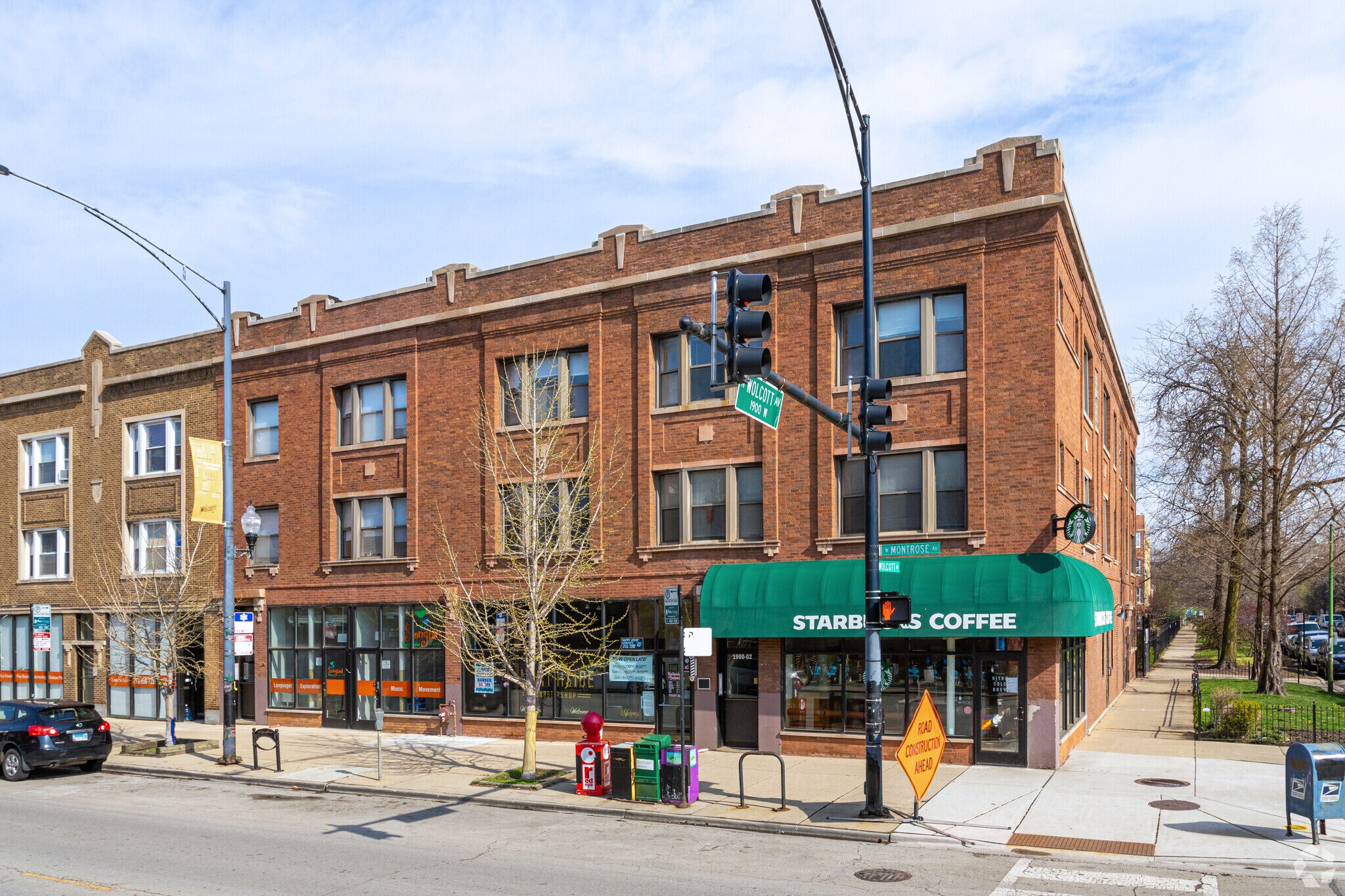 1900-1906 W Montrose Ave, Chicago, IL à louer Photo de l’immeuble– Image 1 sur 4