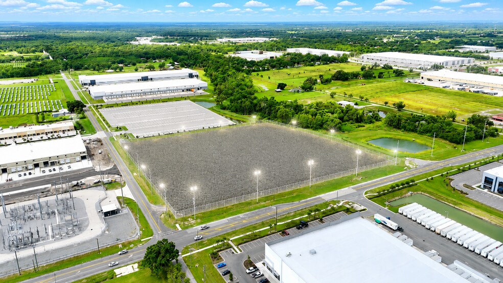3825 Hamilton Rd, Lakeland, FL à louer - Photo de l’immeuble – Image 3 sur 4