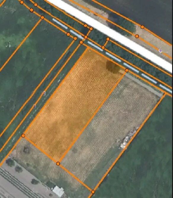 Plus de détails pour Terrain à vendre