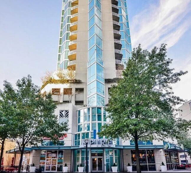 860 Peachtree St NE, Atlanta, GA à louer - Photo de l’immeuble – Image 3 sur 6