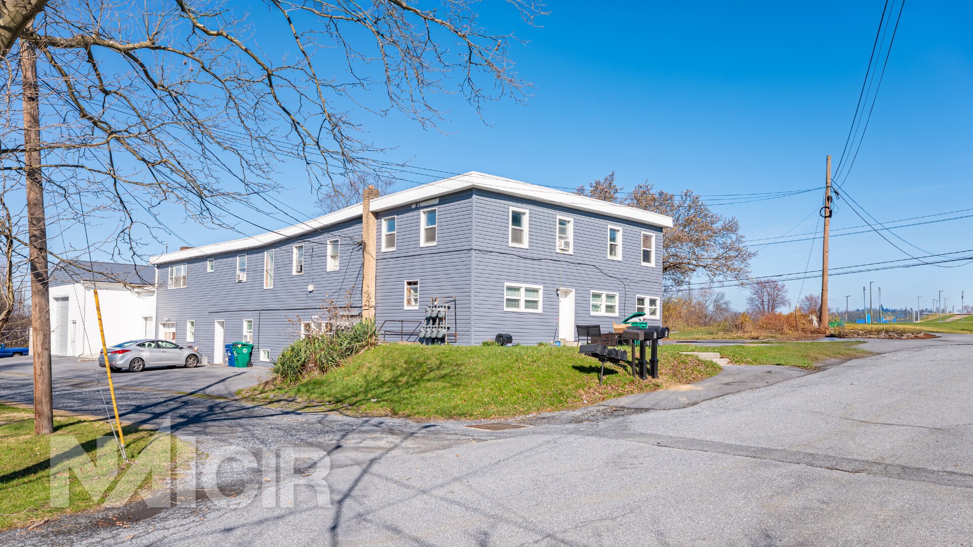 1 Hereford St, Harrisburg, PA à vendre Photo principale– Image 1 sur 4