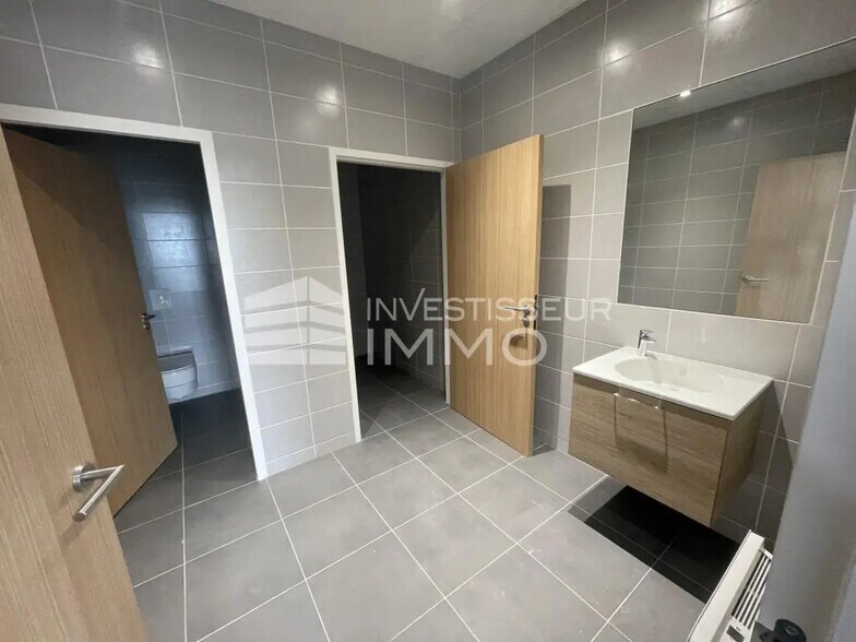 Local d’activités dans Chanverrie à louer - Photo intérieure – Image 3 sur 6