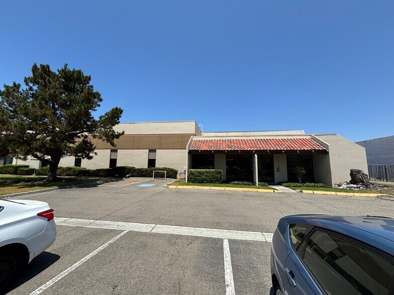 1501 Martin Ave, Santa Clara, CA à vendre - Photo de l’immeuble – Image 2 sur 5