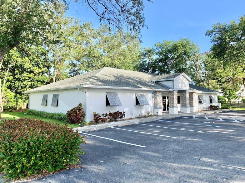 1441 Ridge St, Naples, FL à vendre - Photo de l’immeuble – Image 2 sur 14