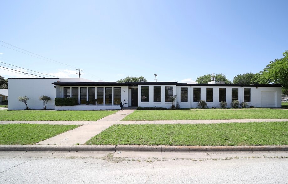 970 E Humbolt St, Fort Worth, TX à louer - Photo de l’immeuble – Image 3 sur 46